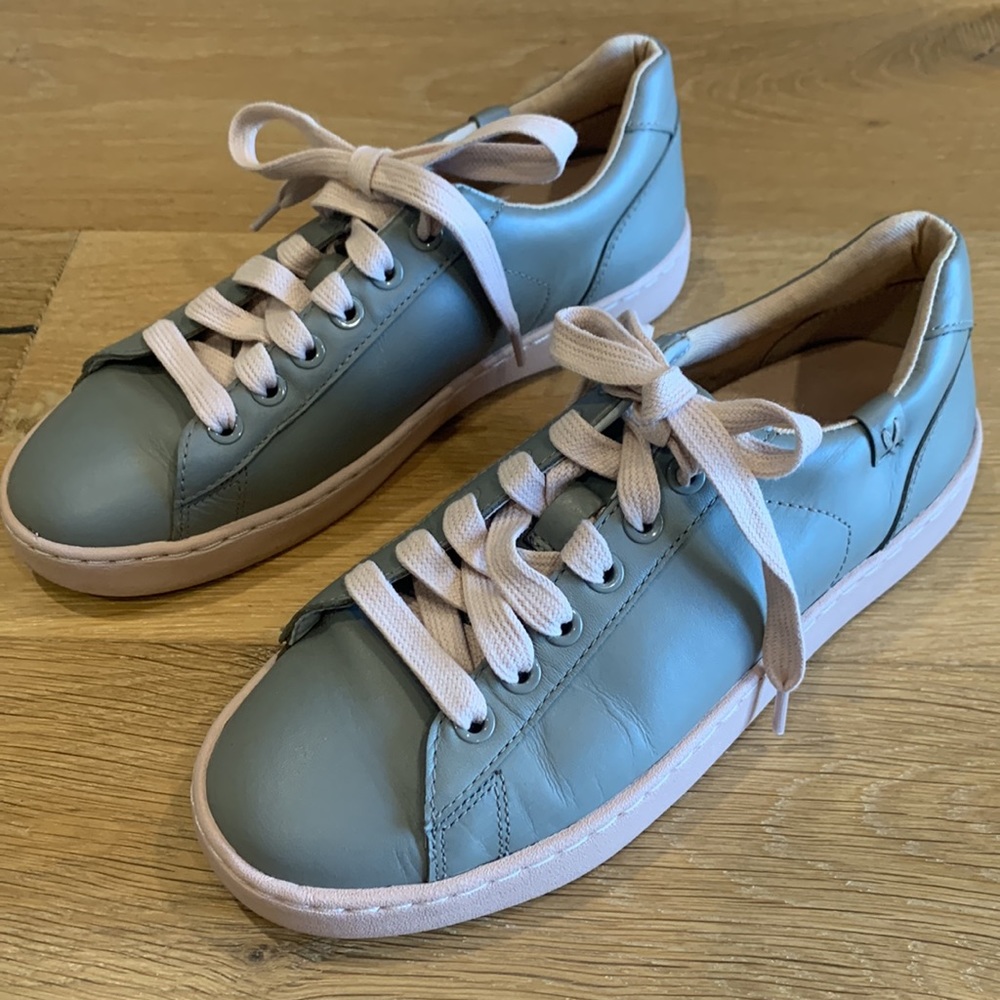 Vionic Pro Women's Mable Sneaker - Picture 3 of 9